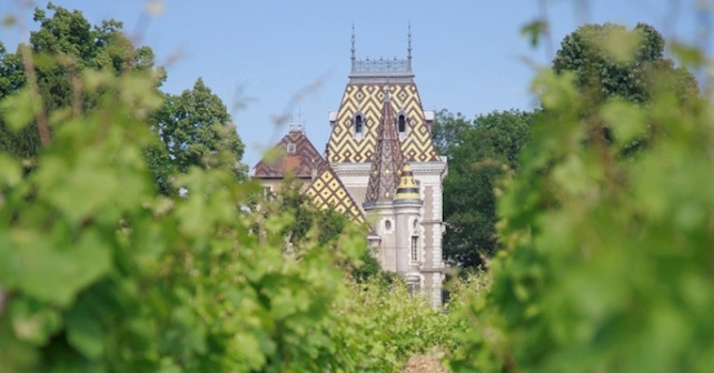 La famille Frey acquiert le château de Corton-André en Bourgogne