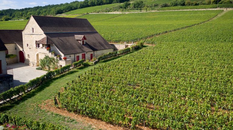 Clos de Tart, c’est François Pinault qui l’acquiert