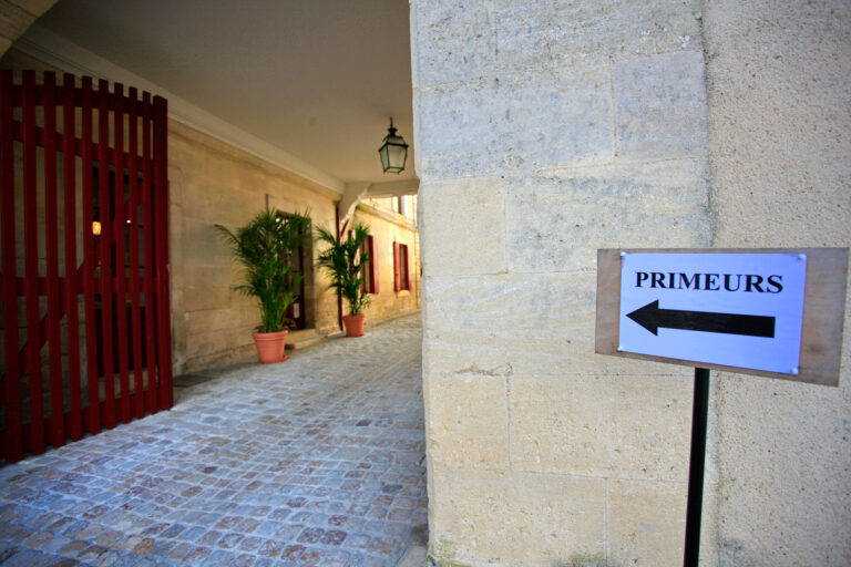Les primeurs, oui. Mais pas confiné