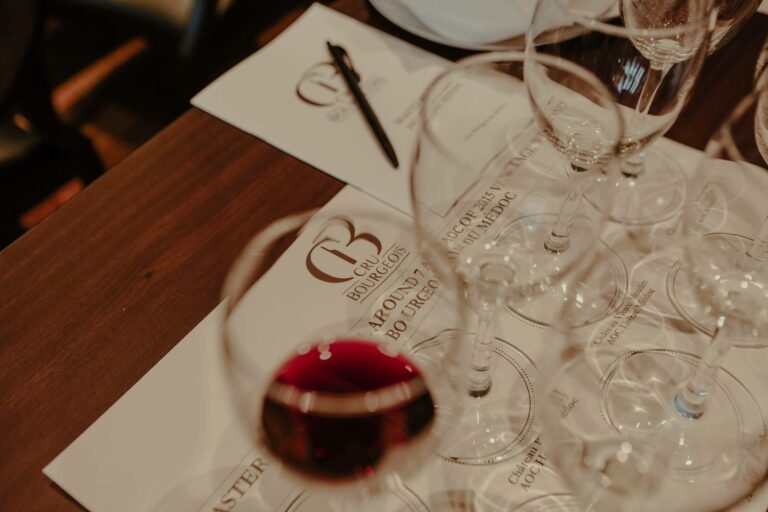 Les crus bourgeois, épisode 1