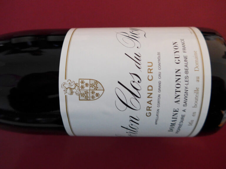 Domaine Antonin Guyon, au sommet des cortons, le Clos du Roi