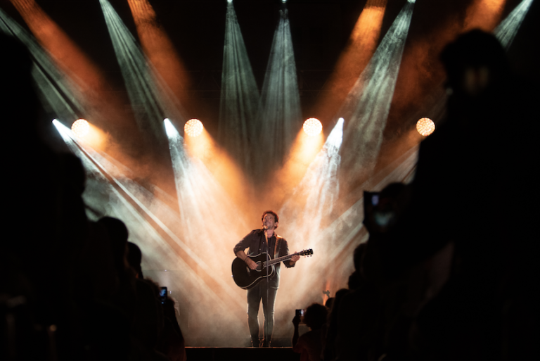 [Le spot de la semaine] Musique, vins et chant des vagues