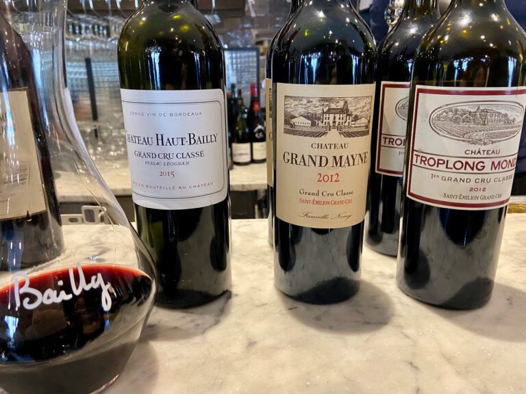« Carte sur table » : Duclot remet le couvert et les grands bordeaux à leur place