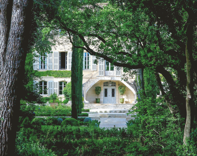 Estoublon, la lumière dans les veines